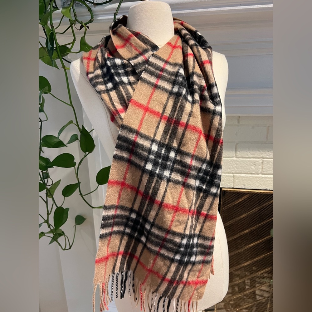 NWOT CAMEL THOMPSON LOCHMERE Plaid Tan and Black Women's 💯 Cashmere Scarf